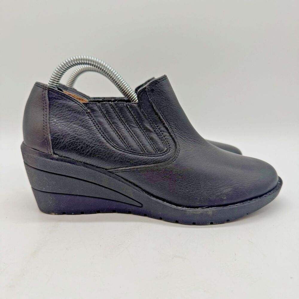 Thom McAn Deidre 2 Wedge Heels Women's 6M Black Leather Stretch Slip On Booties